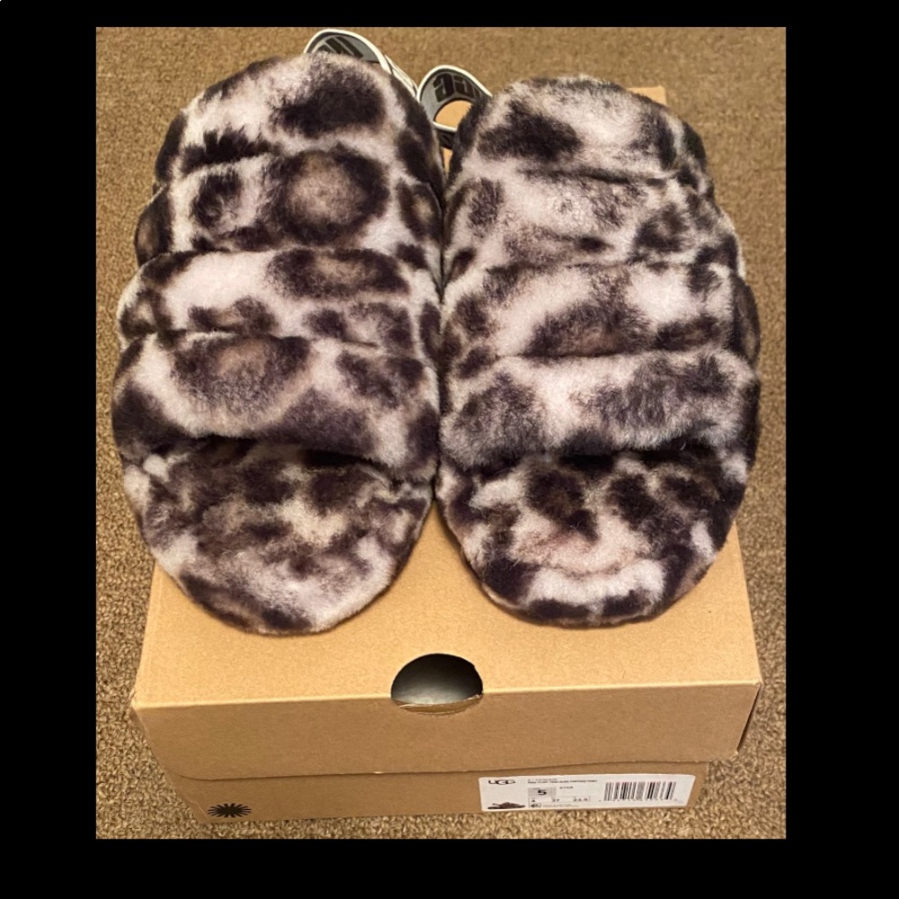 Nwt Leopard Print Ugg Slippers Size 5 - image 1